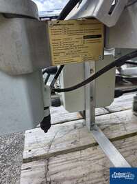 Image of 300 KVAR Eaton Cooper Power Systems Pole-Mounted Capacitor Bank 02
