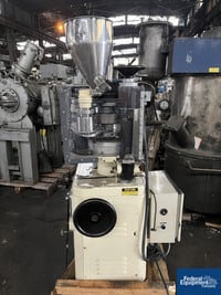 Image of Manesty BetaPress Tablet Press, 16 Station 04
