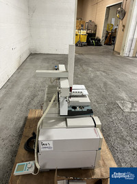 Image of Agilent Gas Chromatograph, Model G1530A 06