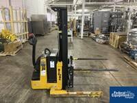 Image of Big Joe Lift, Model PDS-25-157-TRI, 2500# 05