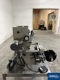 Image of Labeler 04