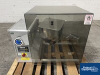 Image of 16 Quart Globe Pharma Maxiblend Blender, Tote and Twin Shell 03
