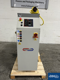 Image of 18 KW Mokon Temperature Controller, Model DT4418V101 03