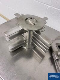 Image of Fitzpatrick D6A Fitzmill, S/S, Screw Feed 08
