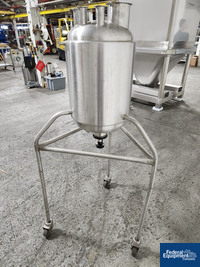 Image of 10 Gal 316 S/S Jacketed Receiver 02