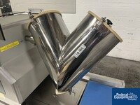Image of 16 Quart GlobePharma Twin Shell Blender, Model Maxiblend 06