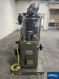 Image of Manesty Betapress Tablet Press. 16 Stations 05