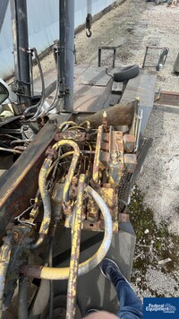 Image of 60 Ton Bucyrus-Erie Hydraulic Rough Terrain Crane 12