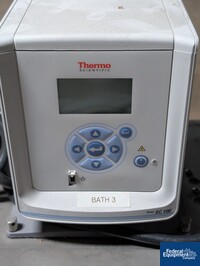 Image of Thermo Scientific HAAKE S30 Heated Circulating Water Bath with SC100 Digital Circulator 04