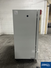 Image of Binder KB720-UL Portable 2 Door Refrigerated Incubator 03