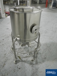 Image of 4 Cu Ft Tote Bin, S/S 03