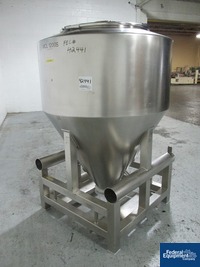 Image of 1,200 Liter LB Bohle Bin, Model MCL 1200S 04