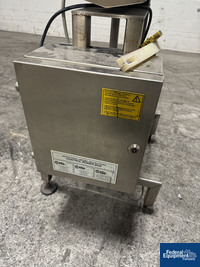 Image of Ceia Pass-Thru Metalcheck, Model THS/SL 07
