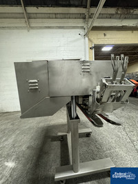 Image of CVC Inline Capper, Model CVC 1205 06