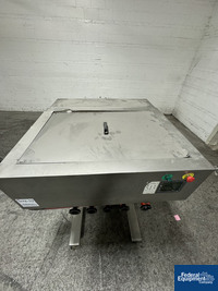 Image of CVC Inline Capper, Model CVC 1205 07