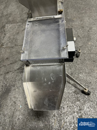 Image of George Nutting Tablet Deduster, S/S 07
