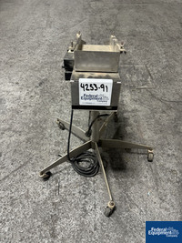 Image of George Nutting Tablet Deduster, S/S 03
