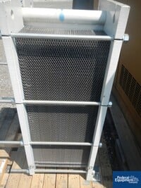 Image of 123 Sq Ft Tranter Plate Heat Exchanger, S/S, 100# 05