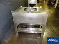 Image of 33 Cu Ft Stainless Steel Tote 03