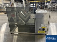Image of 2 Quart GlobePharma MNB Mini Blend, S/S, 1 HP 04