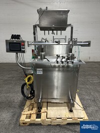 Image of Aesus Four Gear Pumps Liguide Filling Machine 02