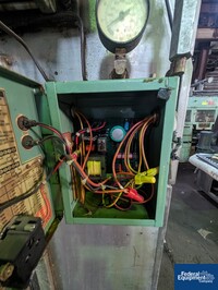 Image of Mazzoni Dual Lane Bar Press, Type STU-F/Quarter 12