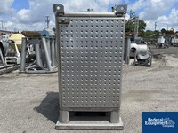 Image of 490 Gal Custom Metalcraft Liquid Tote, 304 S/S, Jacketed 03