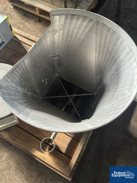 Image of K-Tron Single Screw Gravimetric Feeder, S/S 06