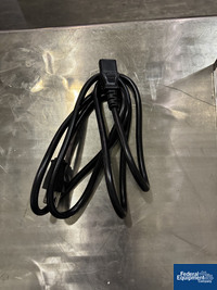 Image of FluidX Microplate Capper 04