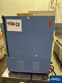 Image of Tyler Hybridization Incubator 02
