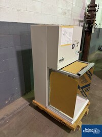 Image of Nuaire Horizontal Airflow Workstation 05