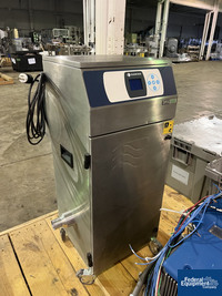 Image of Quadrel Wrap Around Labeler, Model Rotary 40
