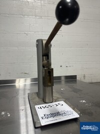 Image of Parr Manual Pellet Press, Model 2810 05