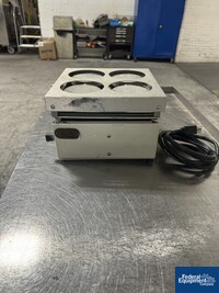 Image of Cole-Parmer Magne 4 Mag Stir/Heater Plate 02