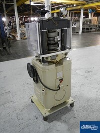 Image of Manesty Betapress Tablet Press, 16 Station 04