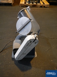 Image of 8 Quart P-K Twin Shell Blender, Plastic 02