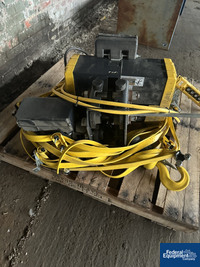 Image of 2 Ton Bohl Hoist 04