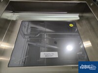 Image of Strongarm 19.1" Clean Room Wall Station 06