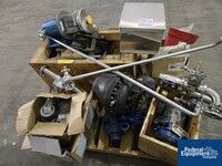 Image of Assorted Lot of Pumps and Parts 03