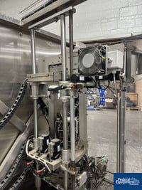 Image of Fuji Seal sleever, model 410XVL 14