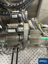 Image of Fuji Seal sleever, model 410XVL 25