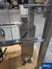 Image of Mettler Toledo Hi-Speed Checkweigher, Model Starweigh XS TARE 19