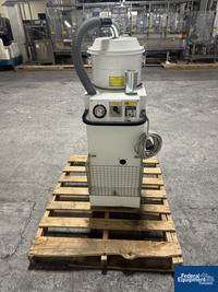 Image of Nilfisk Vacuum, Model 3156 04