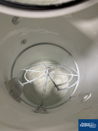 Image of Nilfisk Vacuum, Model 3156 10