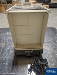 Image of AND Analytical Balance, Model HR-200 04