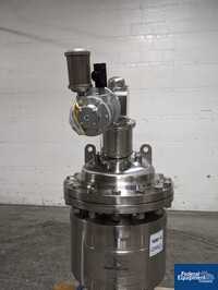 Image of 50 Liter Highland Agitated Receiver Tank, 316 S/S 14