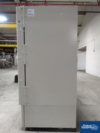 Image of VWR ULT Freezer, Model 5706 04
