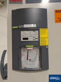 Image of Thermo Fisher ULT Freezer, Model DXF40040A 08