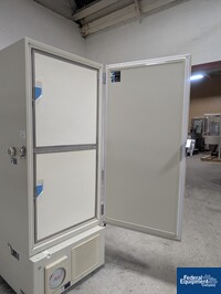 Image of Panasonic ULT Freezer, Model MDF-U56VC 10