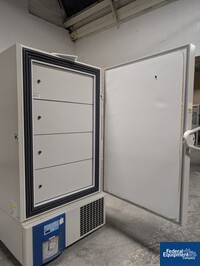 Image of VWR ULT Freezer, Model 5706 11
